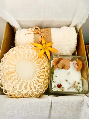 gallery/ayda gift set 4