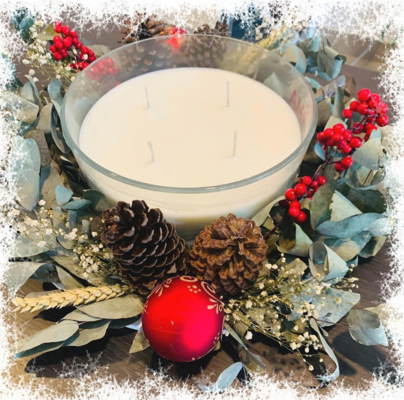 gallery/christmas 2 snowflake border
